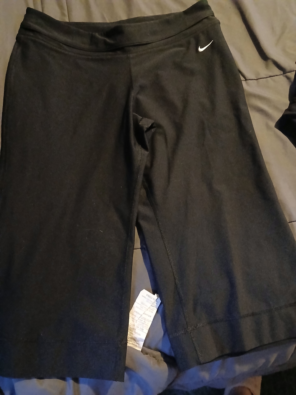 Nike Black Girls' Capri Athletic Leggings